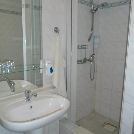 Dobroucky Guest house 2*