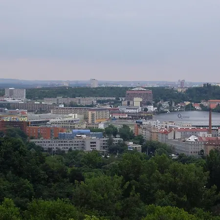Dobroucky Praga
